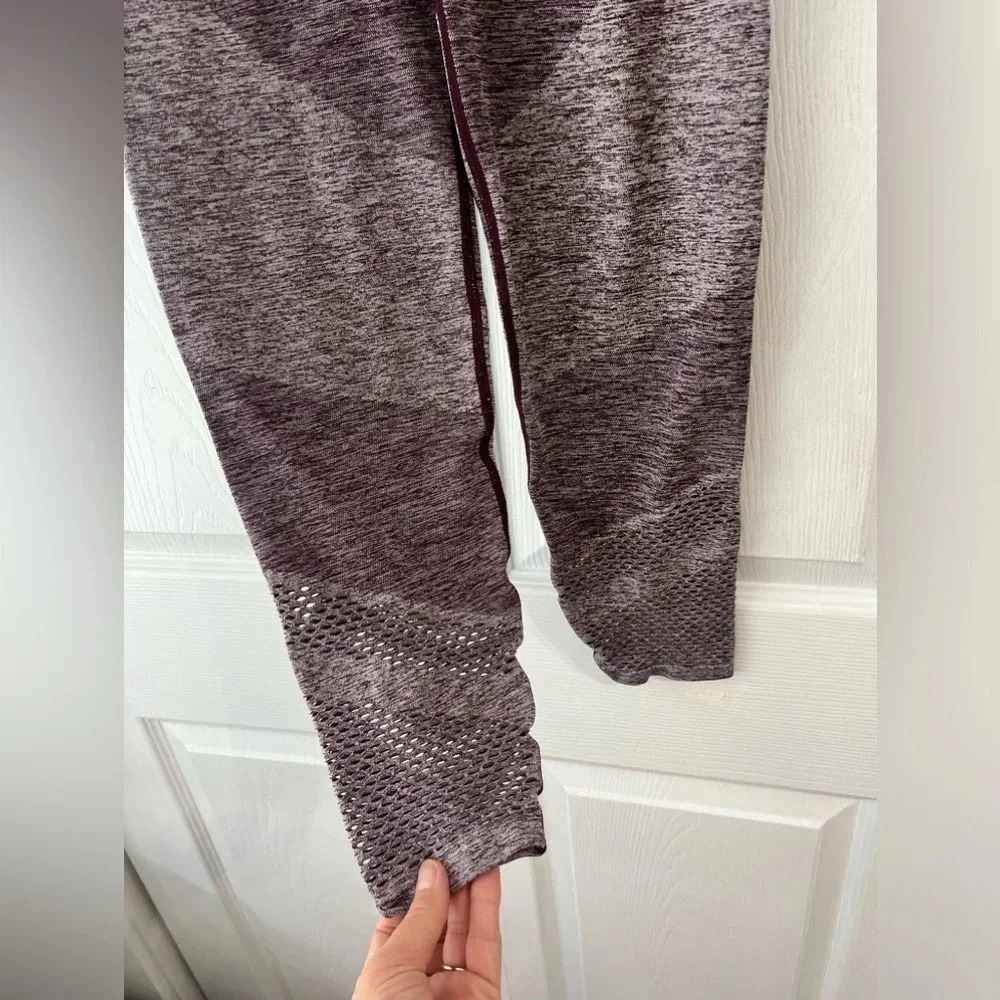 Victoria's Secret VS PINK Maroon High Waisted Seamless Leggings medium - Picture 3 of 7